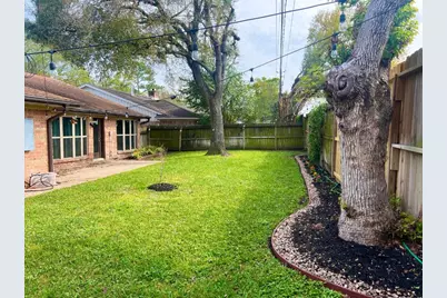 867 Carlingford Lane, Houston, TX 77079 - Photo 31