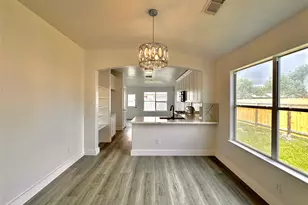 8202 Radial Ct, Rosharon, TX 77583 - Photo 9