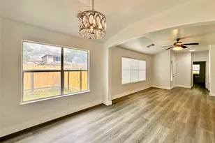 8202 Radial Ct, Rosharon, TX 77583 - Photo 7