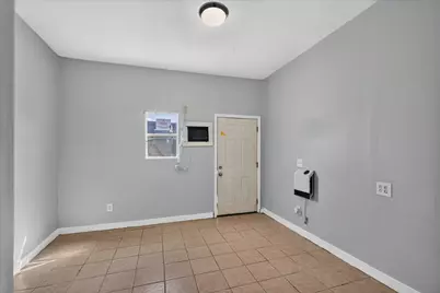 3401 Ennis Street #4, Houston, TX 77004 - Photo 7