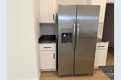 407 Robin Street, Angleton, TX 77515 - Photo 33