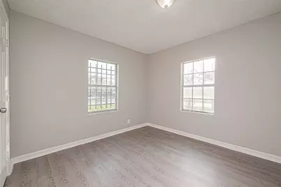 8304 Darien Street, Houston, TX 77028 - Photo 5