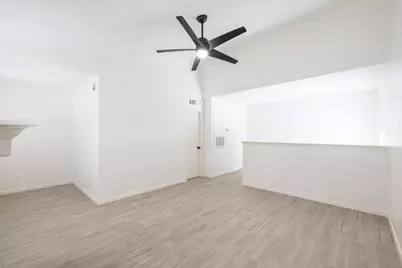 14600 Fonmeadow Drive #807, Houston, TX 77035 - Photo 21