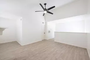 14600 Fonmeadow Dr, Houston, TX 77035 - Photo 21