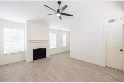 14600 Fonmeadow Drive #807, Houston, TX 77035 - Photo 19