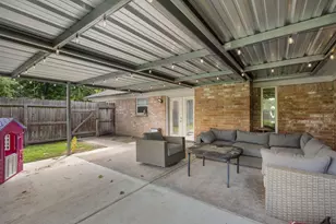 7010 Bluebird Ln, Alvin, TX 77511 - Photo 31