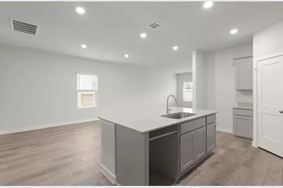 314 Bennett Street, Angleton, TX 77515 - Photo 9