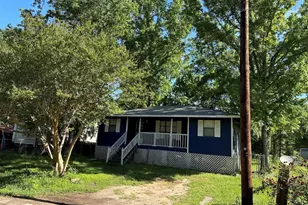 1103 E 2nd St, Cleveland, TX 77327 - Photo 1