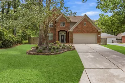 138 W Stockbridge Landing Circle, The Woodlands, TX 77382 - Photo 1