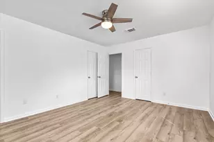 107 Bledsoe St, Prairie View, TX 77445 - Photo 11