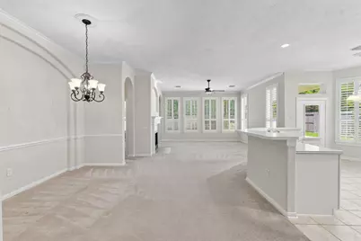 23 S Belfair Place, The Woodlands, TX 77382 - Photo 5