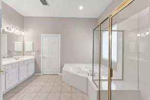23 S Belfair Pl, The Woodlands, TX 77382 - Photo 17