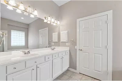 23 S Belfair Place, The Woodlands, TX 77382 - Photo 19