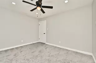 2035 Round Spring Dr, Houston, TX 77339 - Photo 13