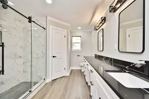 2035 Round Spring Dr, Houston, TX 77339 - Photo 9