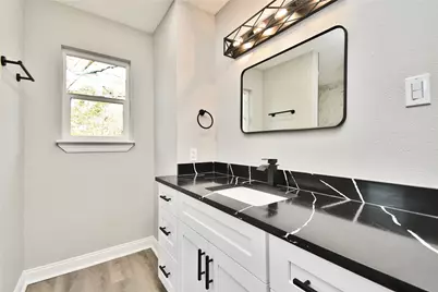 2035 Round Spring Drive, Houston, TX 77339 - Photo 17