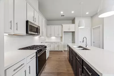 3913 Willowbend Point, Houston, TX 77025 - Photo 9