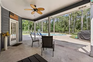 7210 Pine Dr, Alvin, TX 77511 - Photo 39