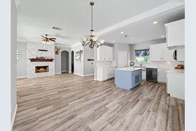 5110 Lakeshore Drive, Willis, TX 77318 - Photo 19
