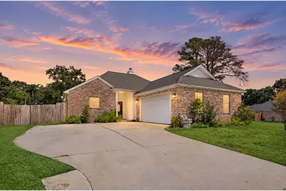 5110 Lakeshore Drive, Willis, TX 77318 - Photo 1