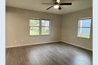 2918 3rd Avenue N, Texas City, TX 77590 - Photo 3