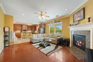 6107 S Arrowana Ln, Houston, TX 77036 - Photo 5