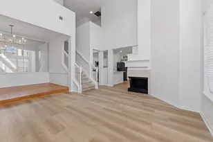 10822 Wysall Cliff Ct, Houston, UT 77064 - Photo 17