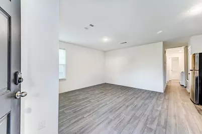 7925 Way Street, Houston, TX 77028 - Photo 5