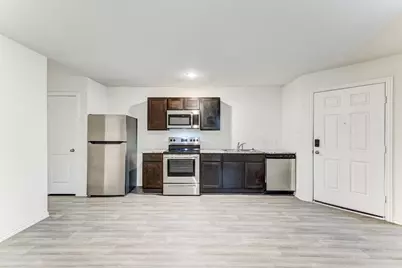 7925 Way Street, Houston, TX 77028 - Photo 9