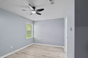 2131 Counter Point Dr, Houston, TX 77055 - Photo 13