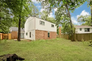 7 S Cypress Pine Dr, The Woodlands, TX 77381 - Photo 19