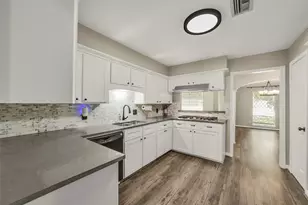 25302 Fairbrook Ln, Spring, TX 77373 - Photo 9