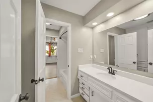25302 Fairbrook Ln, Spring, TX 77373 - Photo 17