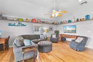 4029 Fort Bend Dr, Galveston, TX 77554 - Photo 5