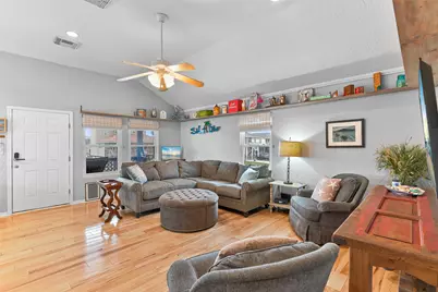 4029 Fort Bend Drive, Galveston, TX 77554 - Photo 7