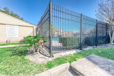 10555 Turtlewood Court #3008, Houston, TX 77072 - Photo 17