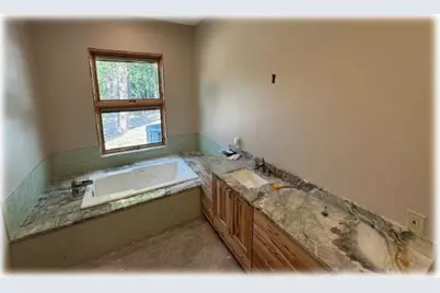 10505 Crosby Lynchburg Road, Highlands, TX 77532 - Photo 19