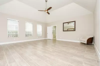 59 Champion Villa Drive, Houston, TX 77069 - Photo 9