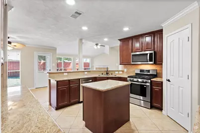 4031 Conifer Drive, Dickinson, TX 77539 - Photo 13