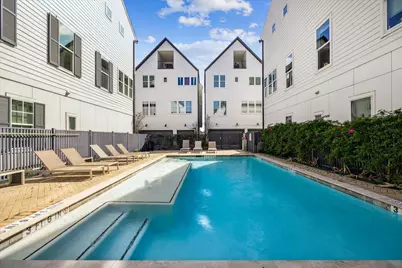 3312 W 12th Street, Houston, TX 77008 - Photo 1
