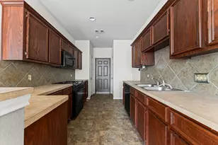 16555 Pentonshire Ln, Houston, TX 77090 - Photo 11