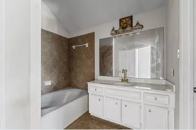 16555 Pentonshire Lane, Houston, TX 77090 - Photo 19