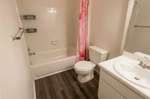 7216 Crownwest St, Houston, TX 77072 - Photo 19