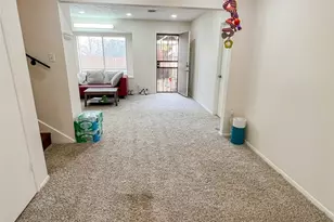 7216 Crownwest St, Houston, TX 77072 - Photo 9