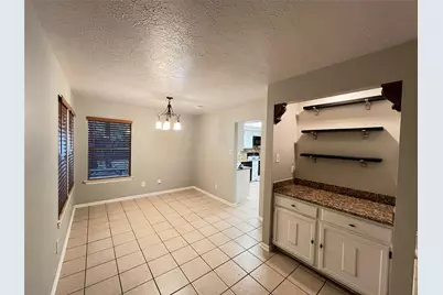 17 Briervine Court, The Woodlands, TX 77381 - Photo 7