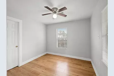 3101 Illinois Street, Baytown, TX 77520 - Photo 15