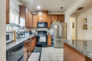 7402 Granite Terrace Ln, Houston, TX 77083 - Photo 5