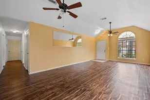 2818 Blue Jay Cir, Humble, TX 77396 - Photo 5