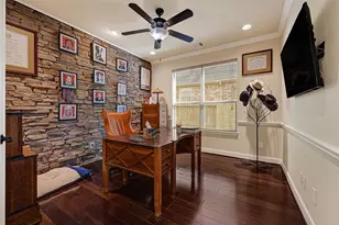 902 Cactus Ridge Ct, Friendswood, TX 77546 - Photo 11