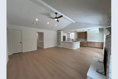 12118 Dorrance Lane, Meadows Place, TX 77477 - Photo 5